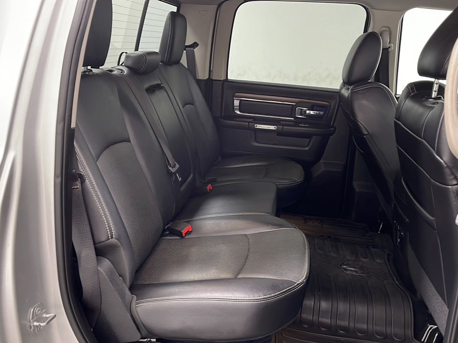Used 2017 RAM 1500 Laramie w/ Convenience Group AWD/4WD image 20
