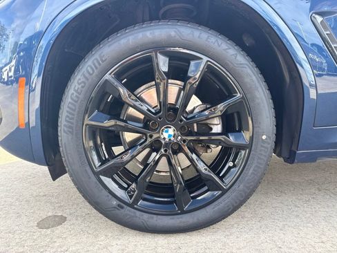 Certified 2024 BMW X4 xDrive30i w/ M Sport Package AWD/4WD image 9