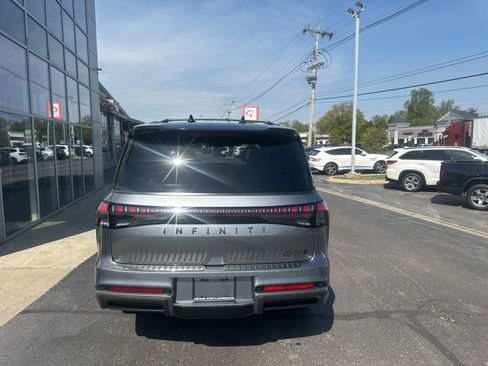 Used 2025 INFINITI QX80 Autograph w/ Autograph Exterior Package image 7