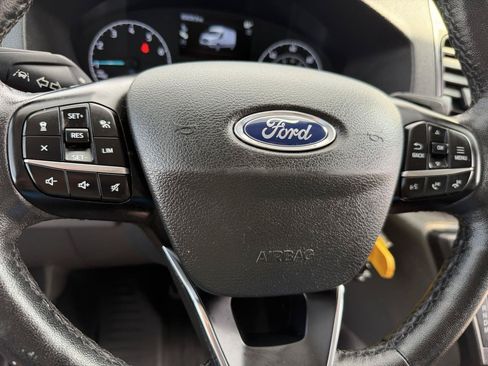 Used 2023 Ford Transit 250 Medium Roof RWD image 18