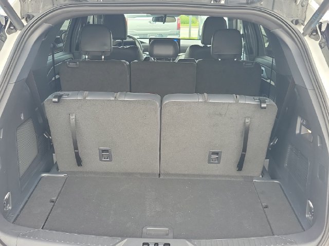 Certified 2025 Ford Explorer ST-Line RWD image 6