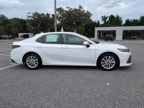 Certified 2023 Toyota Camry LE FWD image 3