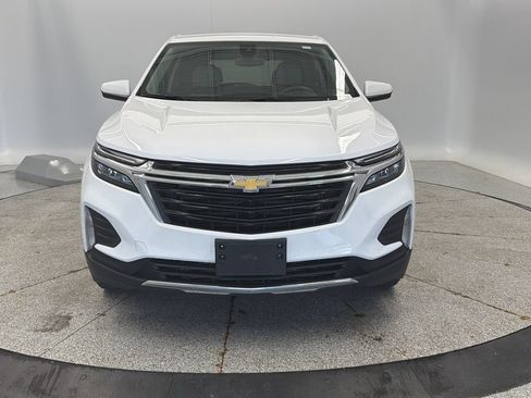 Used 2023 Chevrolet Equinox LT FWD image 2