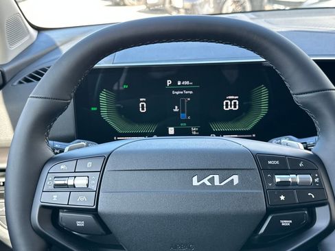 New 2026 Kia Sportage EX AWD/4WD image 17