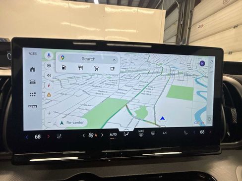 Used 2025 Ford Expedition Active image 20