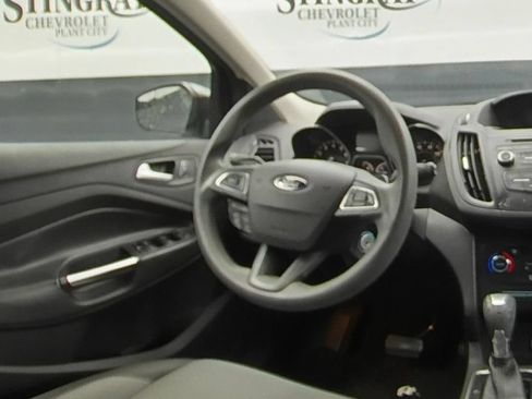 Used 2017 Ford Escape SE FWD image 15