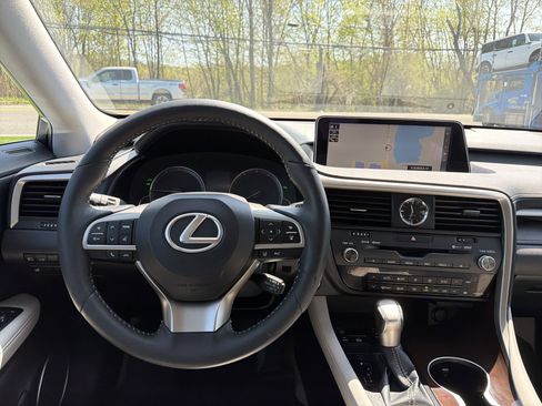 Used 2017 Lexus RX 350 AWD w/ Premium Package image 10