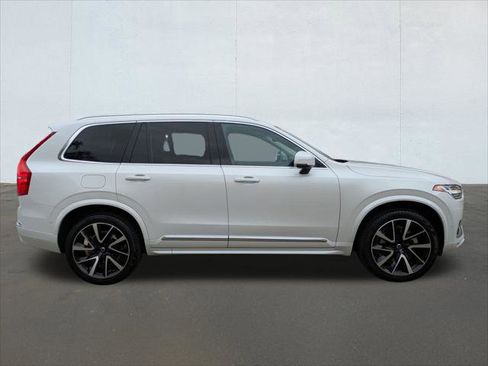 Used 2023 Volvo XC90 B6 Plus w/ Protection Package Premier image 6