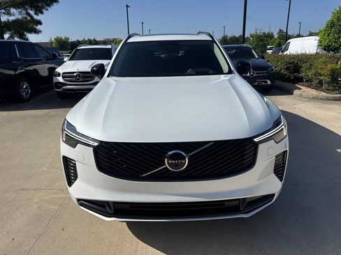 Used 2026 Volvo XC90 B6 Ultra w/ Protection Package Premier AWD/4WD image 2