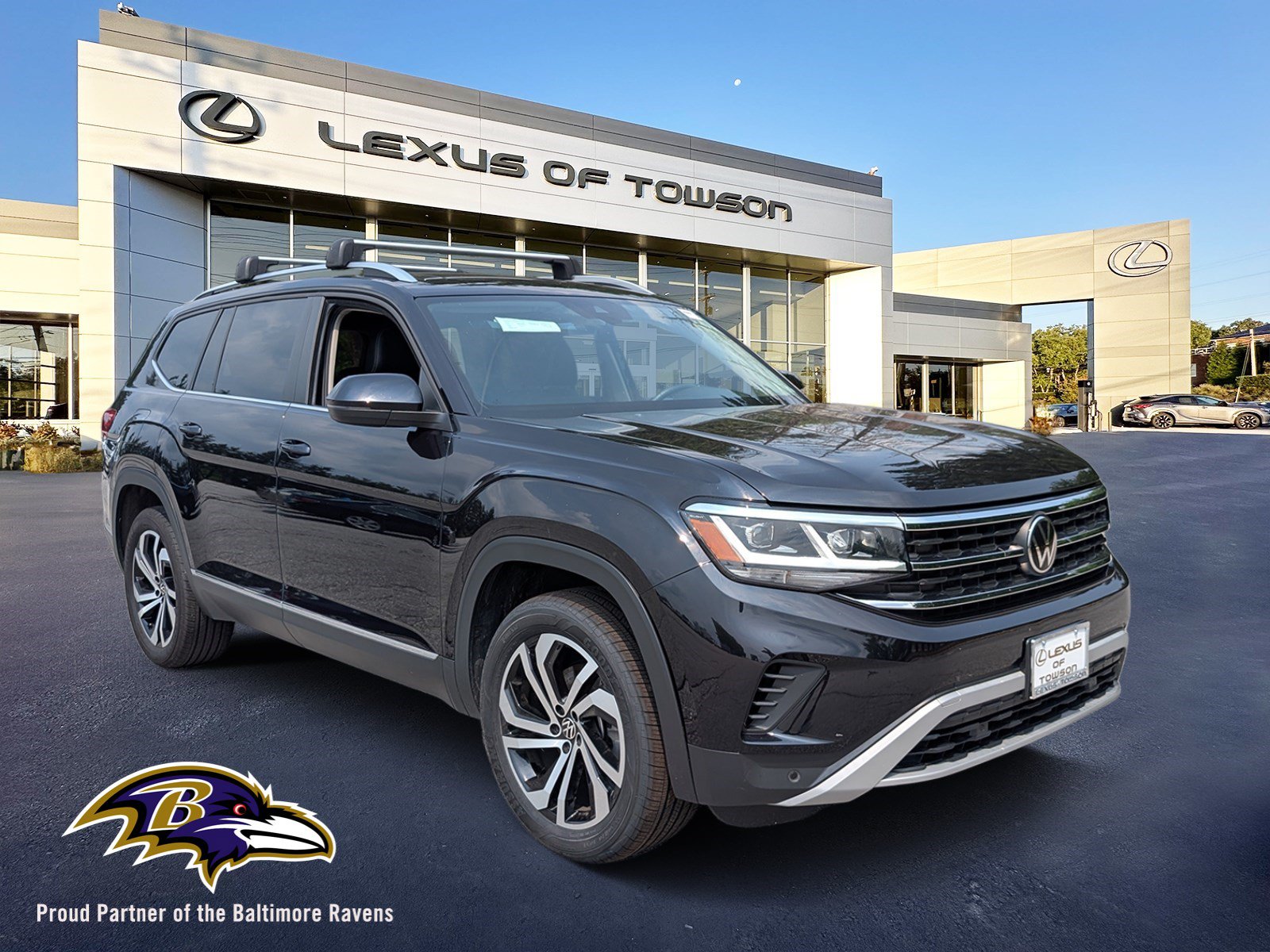 Used 2023 Volkswagen Atlas SEL AWD/4WD image 1