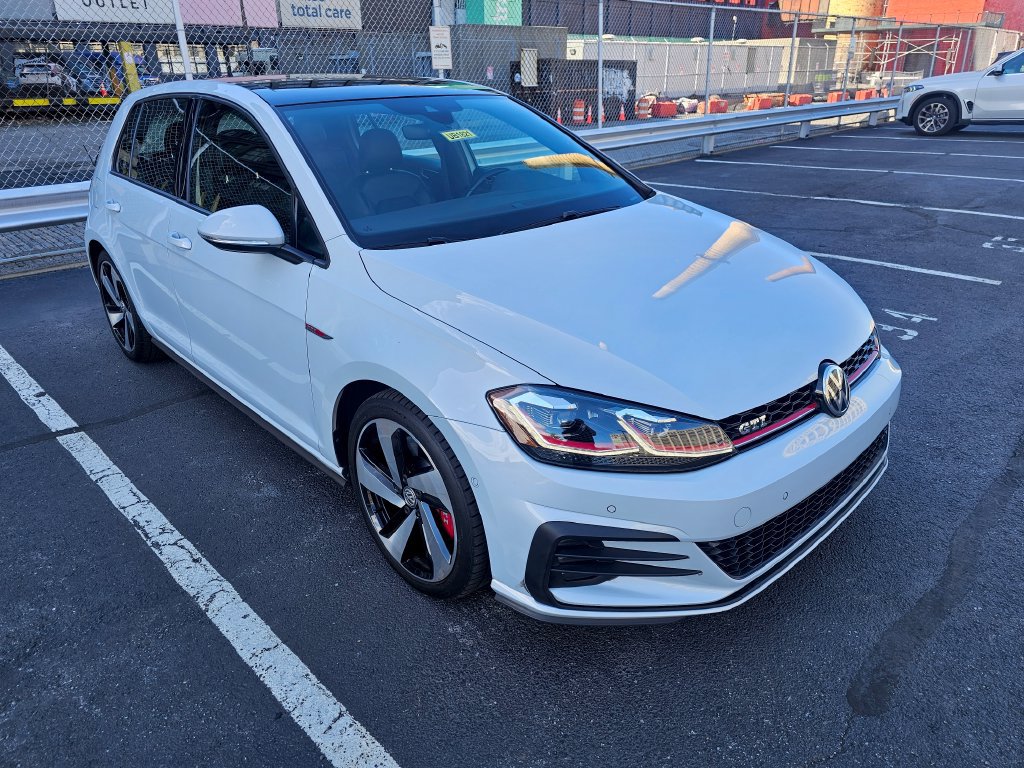 Used 2018 Volkswagen GTI 4-Door FWD image 4