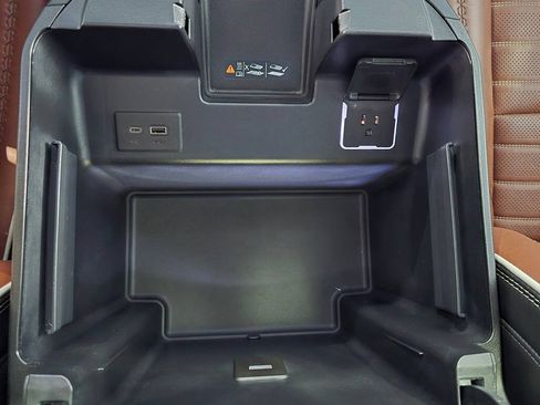 Used 2024 GMC Sierra 2500 Denali Ultimate AWD/4WD image 19