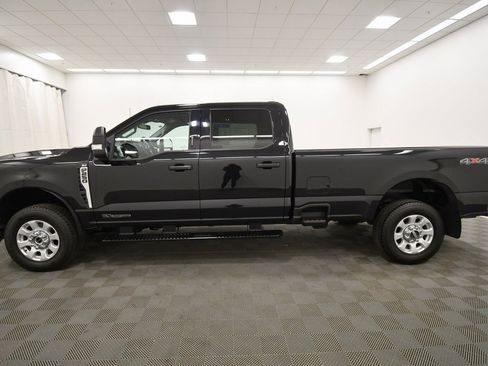 Used 2023 Ford F250 XLT image 4