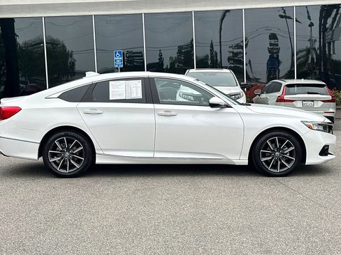 Certified 2021 Honda Accord EX-L image 3