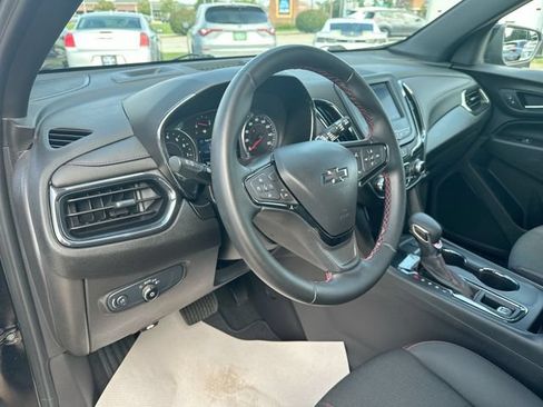 Used 2024 Chevrolet Equinox RS FWD image 13