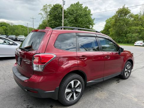 Used 2017 Subaru Forester 2.5i w/ Alloy Wheel Package AWD/4WD image 5