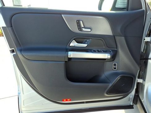 Certified 2023 Mercedes-Benz EQB 300 4MATIC image 12