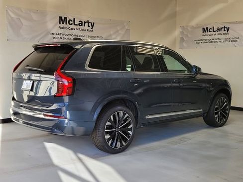 New 2026 Volvo XC90 B6 Plus w/ Protection Package Premier image 3