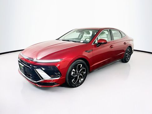 Used 2025 Hyundai Sonata SEL image 3