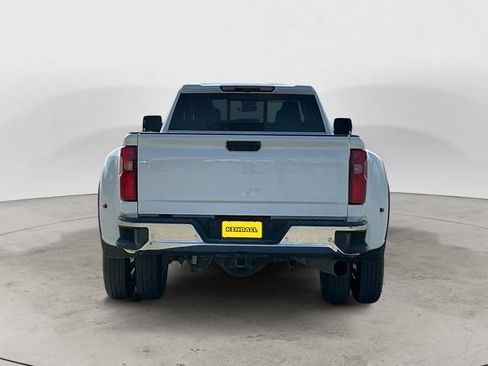 Used 2024 Chevrolet Silverado 3500 LTZ w/ LTZ Plus Package AWD/4WD image 4