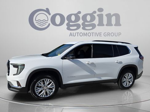 Used 2026 GMC Acadia Elevation w/ Elevation Premium Package FWD image 1