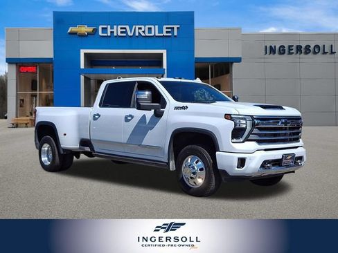 Used 2026 Chevrolet Silverado 3500 High Country w/ Technology Package AWD/4WD image 1