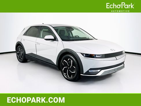 Used 2023 Hyundai Ioniq 5 SEL image 1