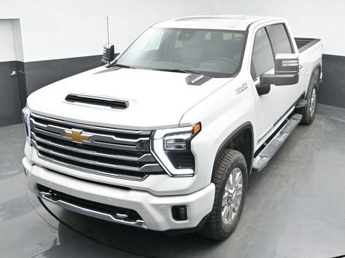 Used 2025 Chevrolet Silverado 2500 High Country w/ Technology Package image 33