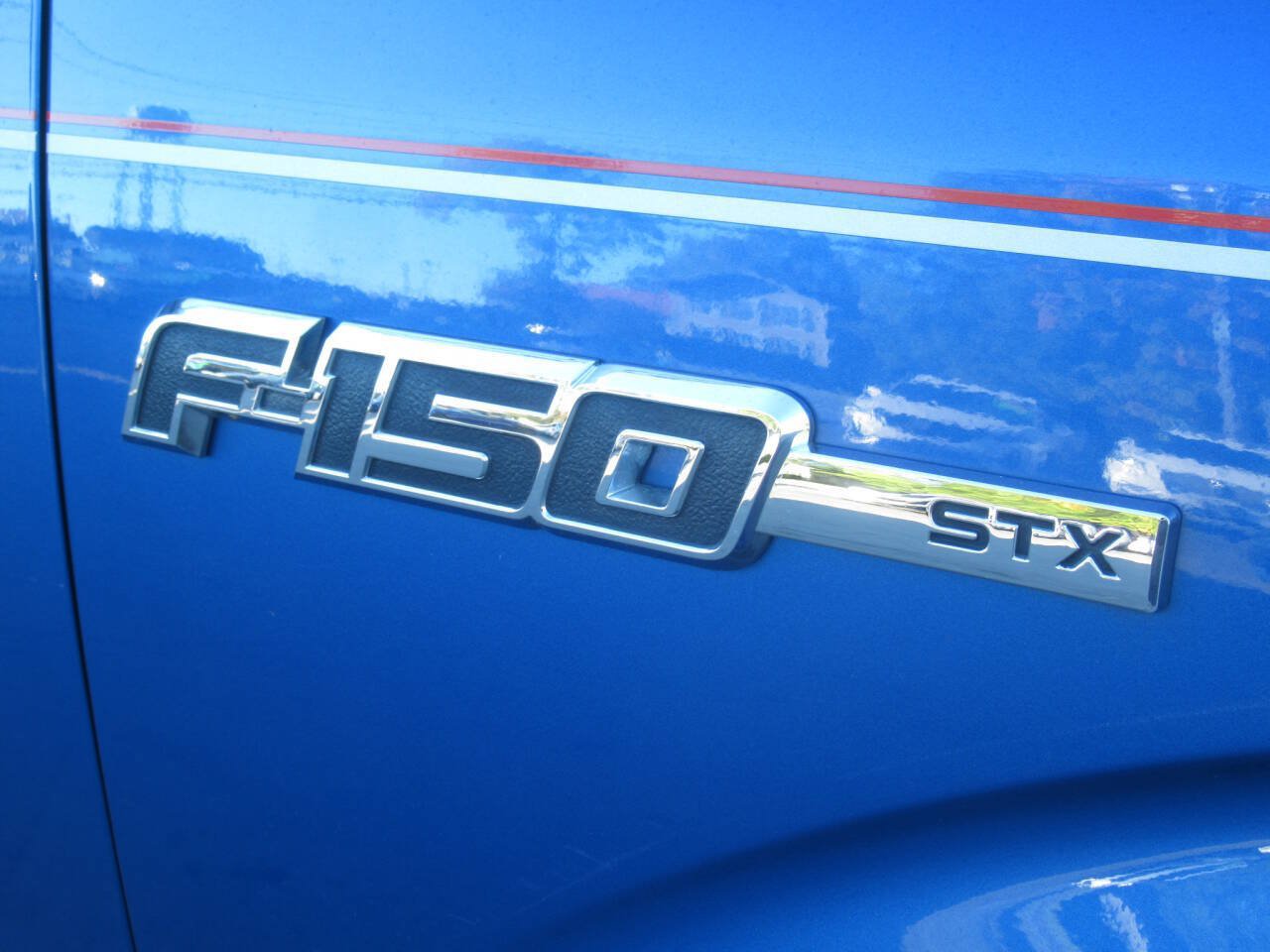 Used 2011 Ford F150 STX w/ Communications Pkg AWD/4WD image 5