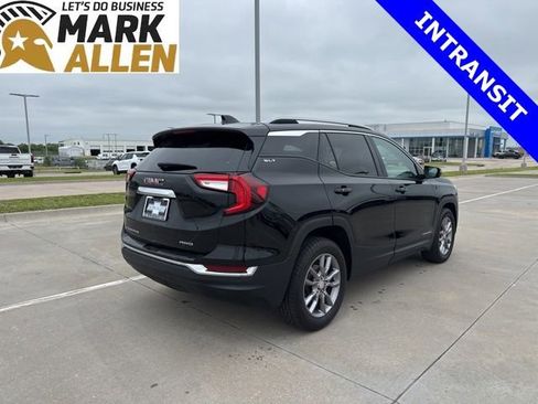 Used 2024 GMC Terrain SLT w/ Infotainment Package II AWD/4WD image 5