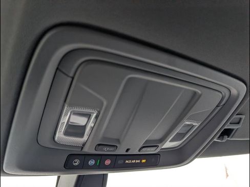 Used 2022 Chevrolet Silverado 1500 Custom image 18