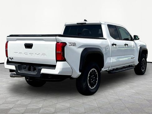 Used 2024 Toyota Tacoma TRD Off-Road AWD/4WD image 6
