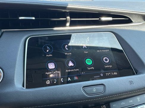 Used 2019 Cadillac XT4 Premium Luxury w/ Cold Weather Package AWD/4WD image 38