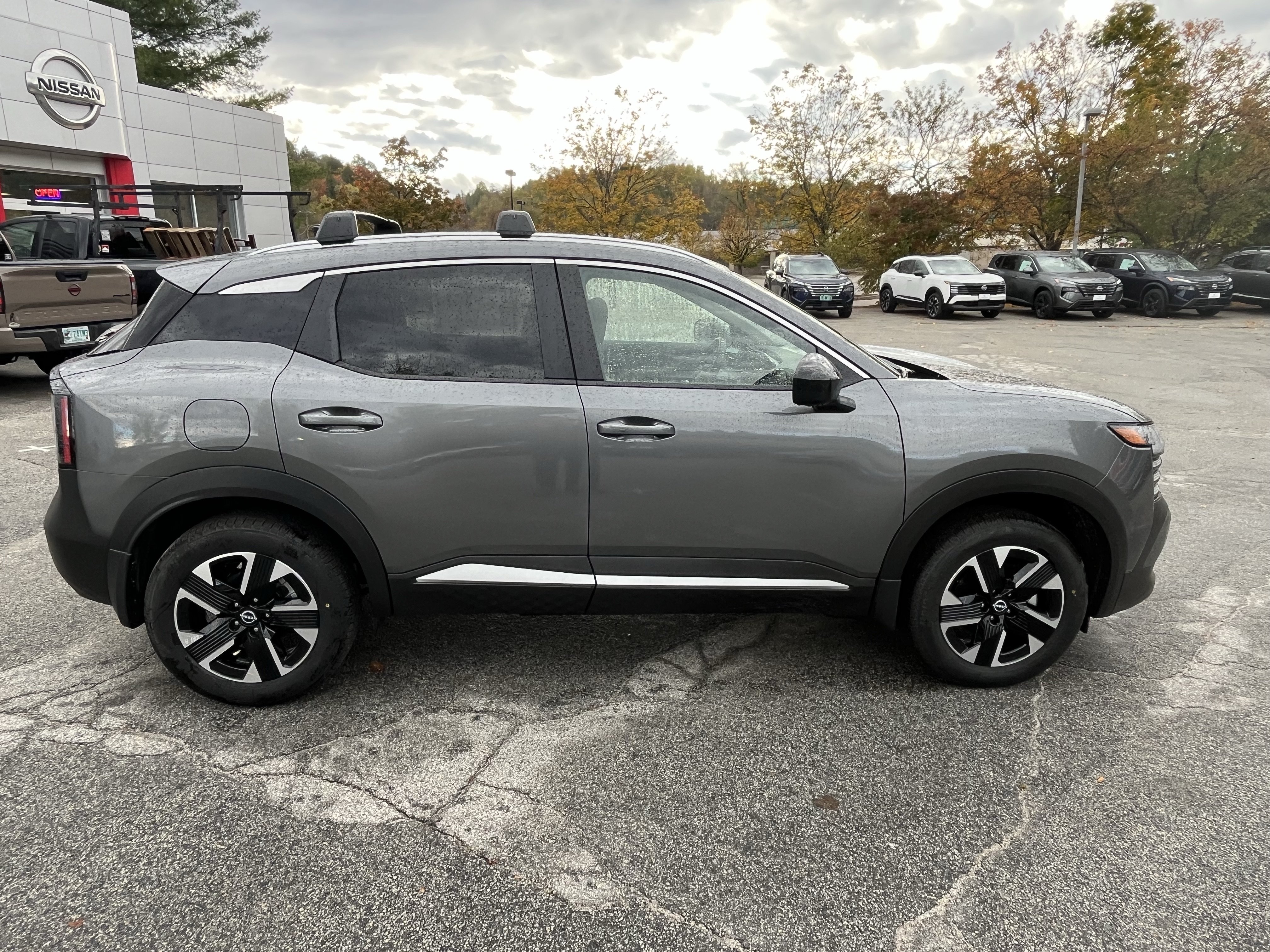 New 2027 Nissan Kicks SV AWD/4WD image 8