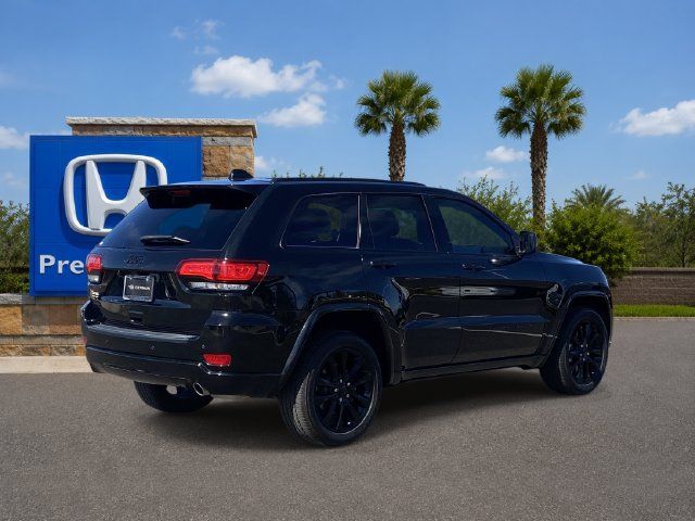Used 2021 Jeep Grand Cherokee Laredo X AWD/4WD image 5