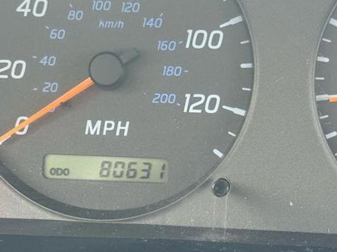 Used 2002 Nissan Sentra GXE image 9