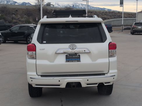 Used 2010 Toyota 4Runner SR5 image 4