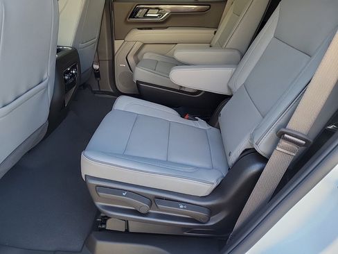 New 2026 GMC Yukon Elevation image 11