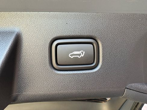 New 2026 Hyundai Tucson Limited FWD image 20