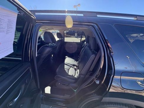 Used 2025 Honda Pilot Elite image 24