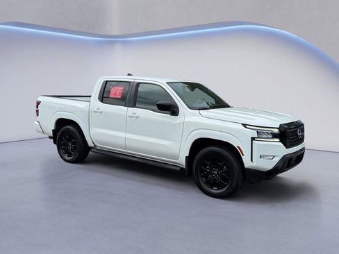 Certified 2023 Nissan Frontier SV w/ Midnight Edition Package RWD image 1