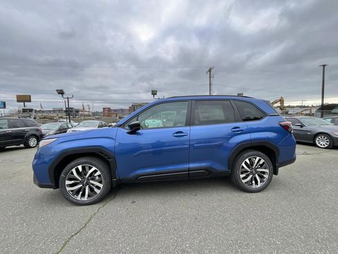 New 2026 Subaru Forester Touring AWD/4WD image 5