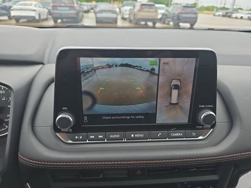 New 2026 Nissan Rogue SV AWD/4WD image 9
