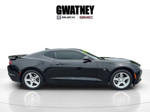 Used 2024 Chevrolet Camaro LT RWD image 2