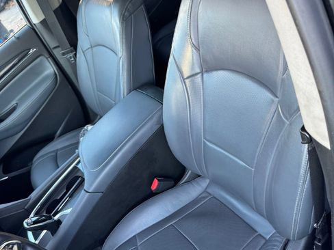 Used 2018 Buick Enclave Essence w/ Trailering Package image 6