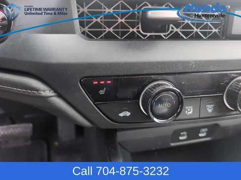 Used 2023 Honda Accord EX image 27