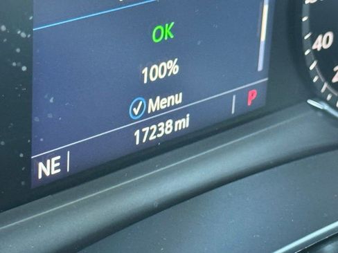 Certified 2025 Cadillac XT5 Premium Luxury image 3