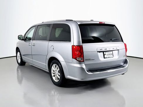 Used 2019 Dodge Grand Caravan SXT FWD image 6