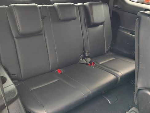 Used 2018 Toyota Highlander XLE AWD/4WD image 25