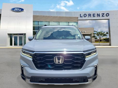 Used 2024 Honda Pilot Elite image 2